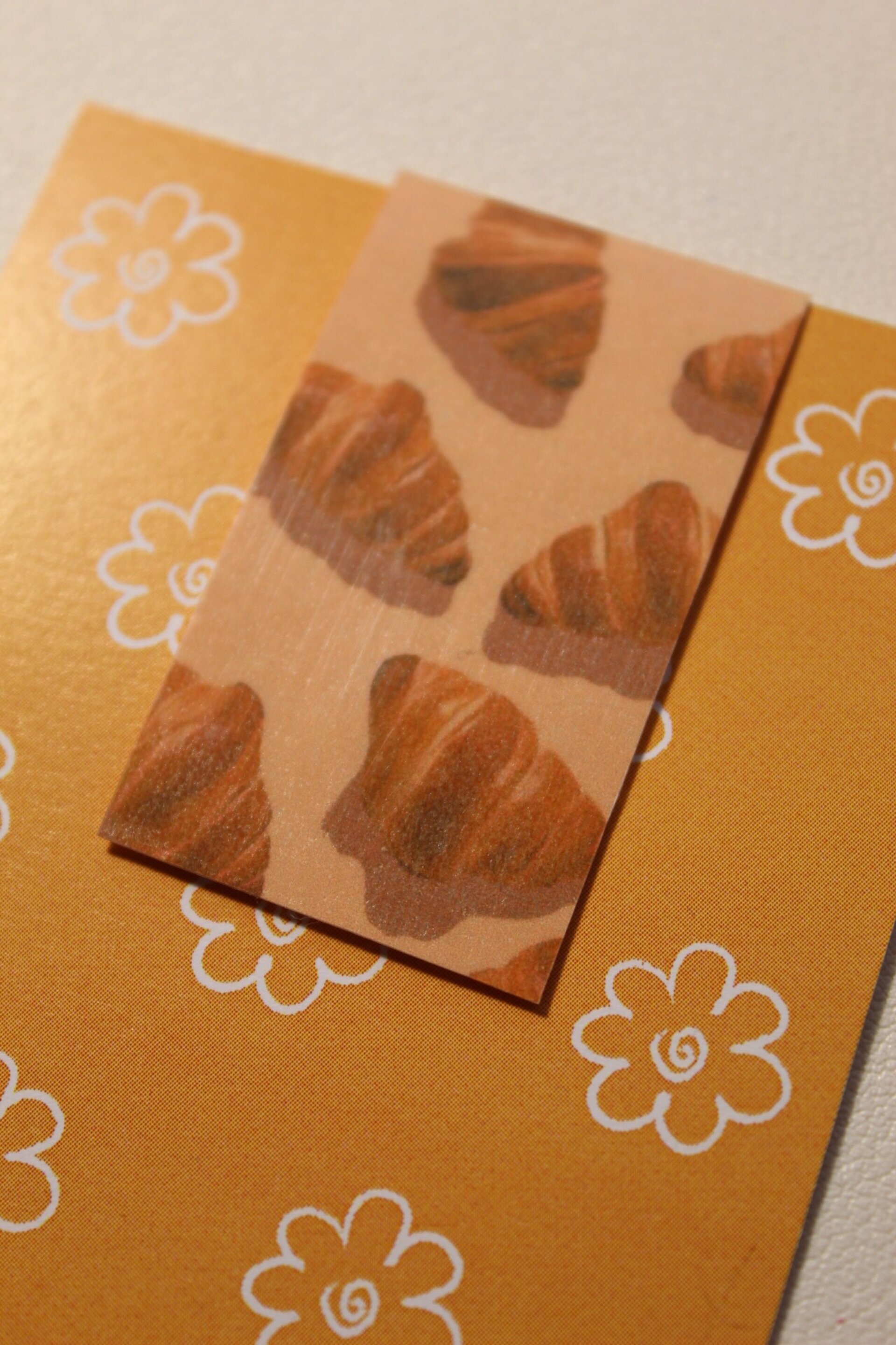 Marcapáginas con imán - Croissant - 3